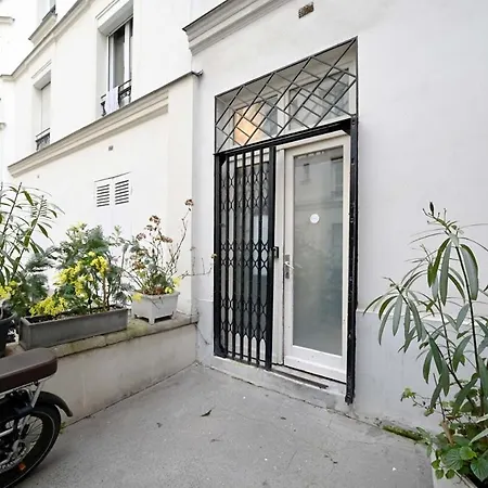 Delightful Studio For Two Montmartre Paris Exterior photo