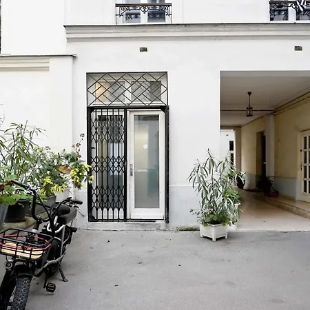 Delightful Studio For Two Montmartre Paris Exterior photo